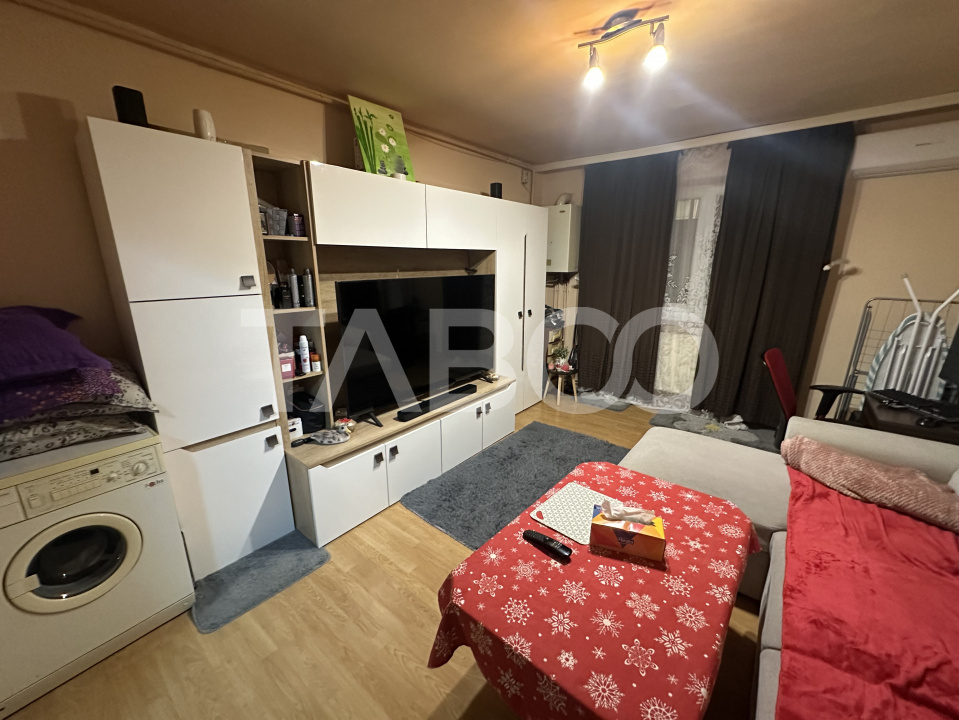 Garsoniera mobilata si utilata la etaj 2 zona Broscarie Sibiu