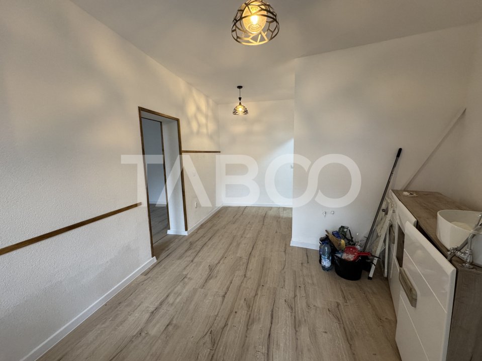 Garsoniera renovata complet de vanzare Orasul de Jos Sibiu