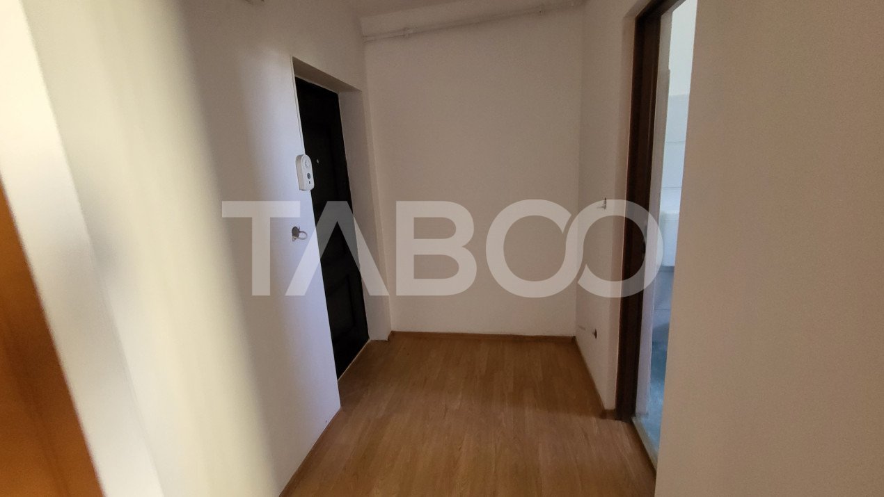 Mansarda cu 2 camere 48 mpu de vanzare in Sibiu zona Rahovei
