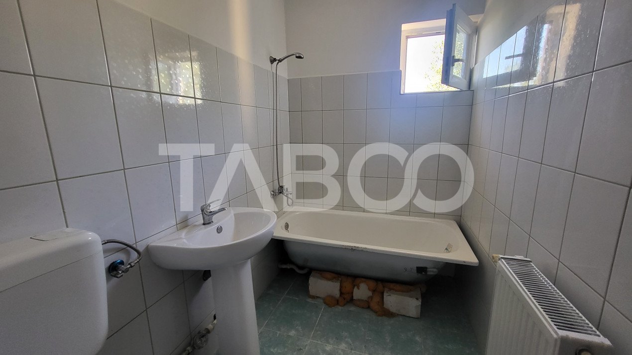 Mansarda cu 2 camere 48 mpu de vanzare in Sibiu zona Rahovei