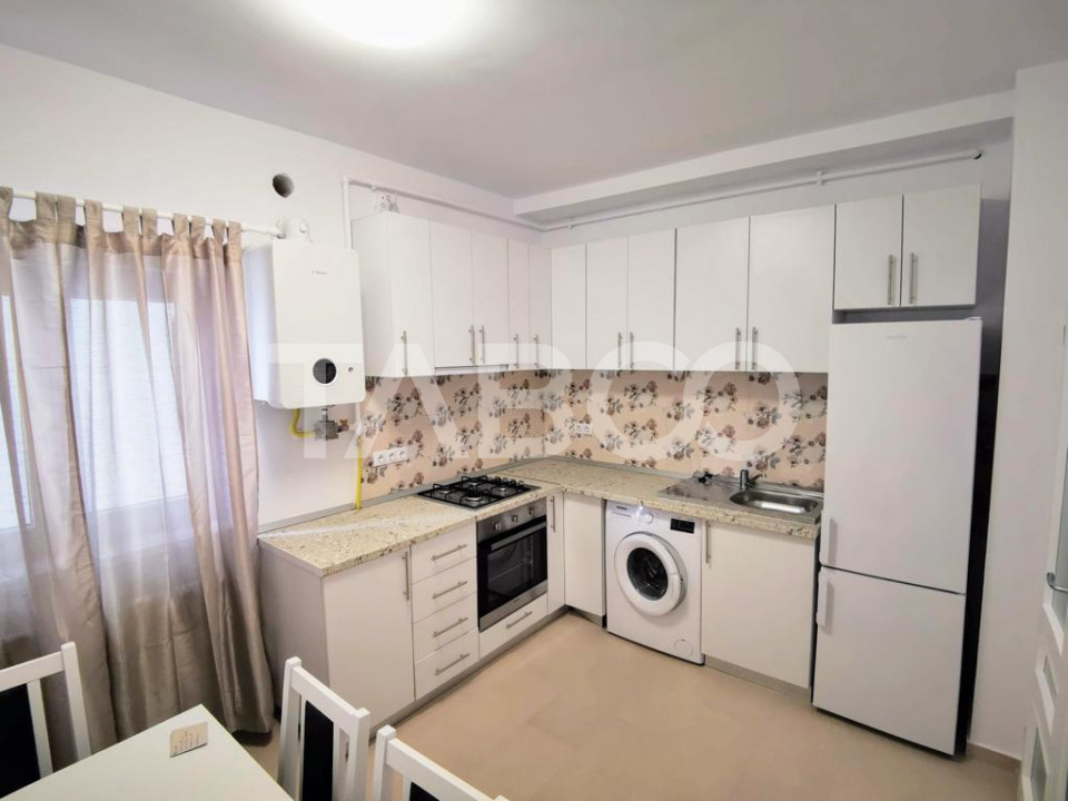 Nu ca il vand eu dar chiar e bun-2 apartamente de vanzare etajul 1