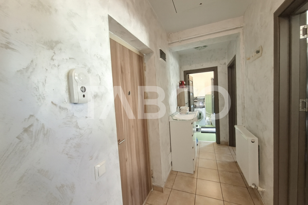 Pret mic satisfactie mare- Apartament 2 camere si pod de depozitare