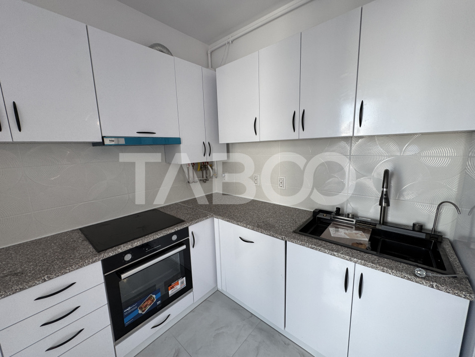 PRIMA INCHIRIERE-Apartament 3 camere 65 mpu loc parcare Doamna Stanca