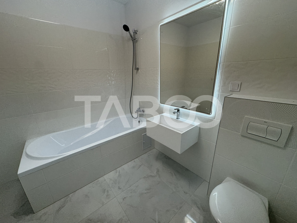 PRIMA INCHIRIERE-Apartament 3 camere 65 mpu loc parcare Doamna Stanca