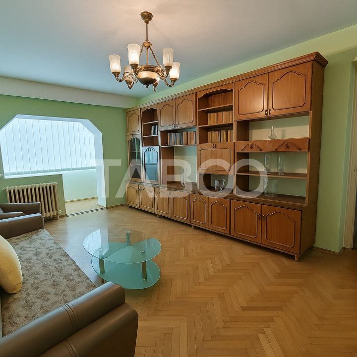  Scoala de Inot - Apartament 4 camere de vanzare cu balcon