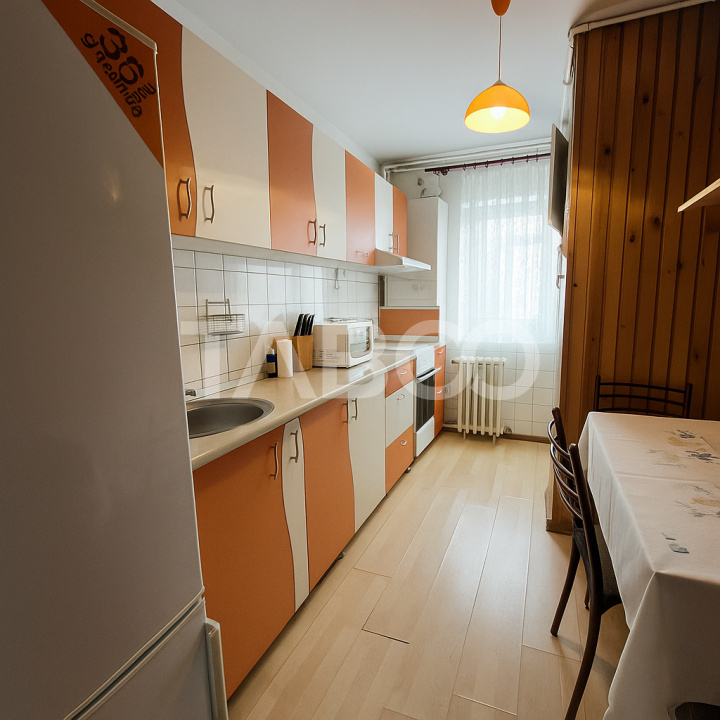  Scoala de Inot - Apartament 4 camere de vanzare cu balcon