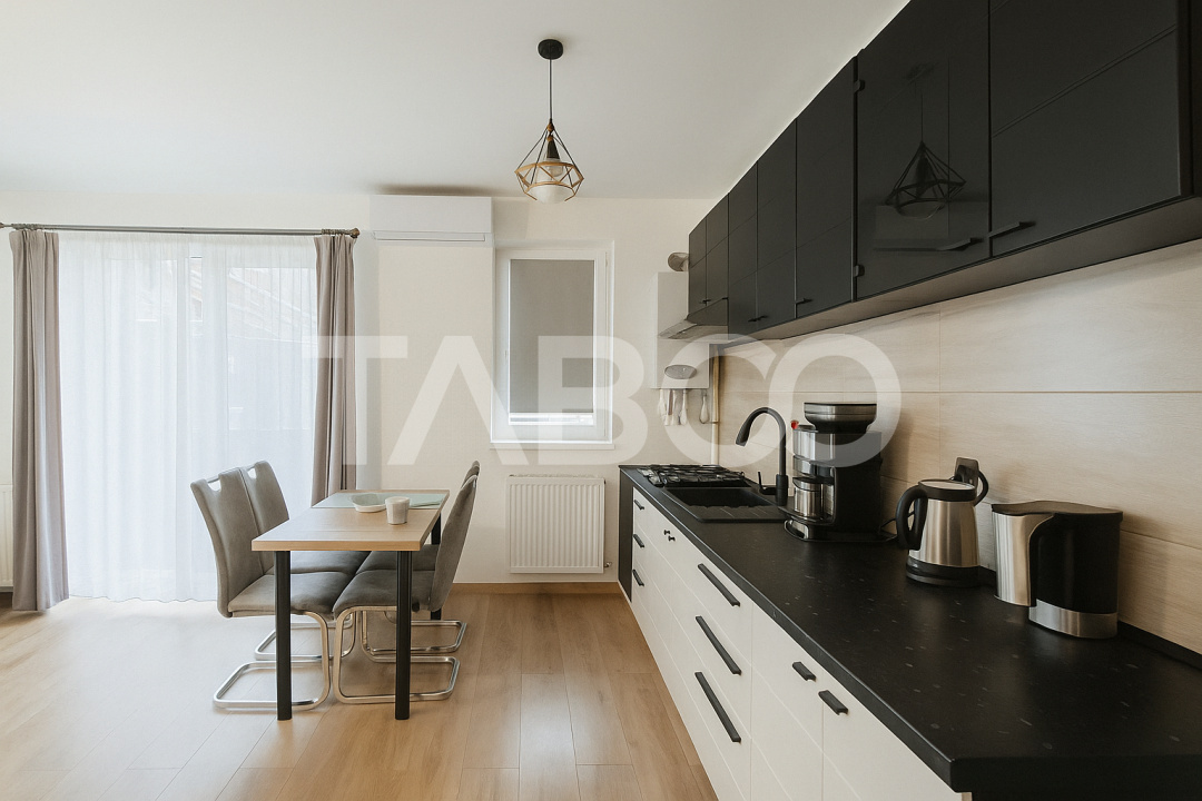 Super apartament la parter inalt -3 camere balcon si parcare proprie