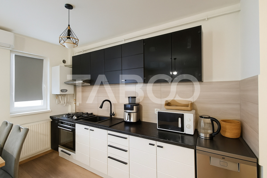Super apartament la parter inalt -3 camere balcon si parcare proprie